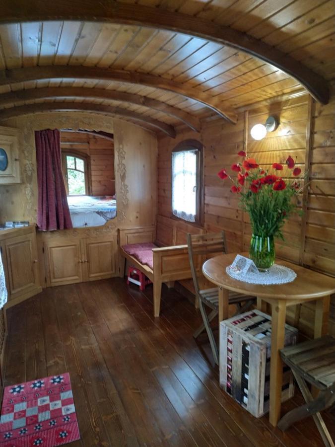 Les Roulottes Vesta Villa Léognan Dış mekan fotoğraf